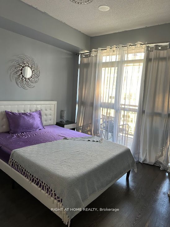 251 Manitoba Street 2803, Toronto, ON M8Y 4G9 photo 5