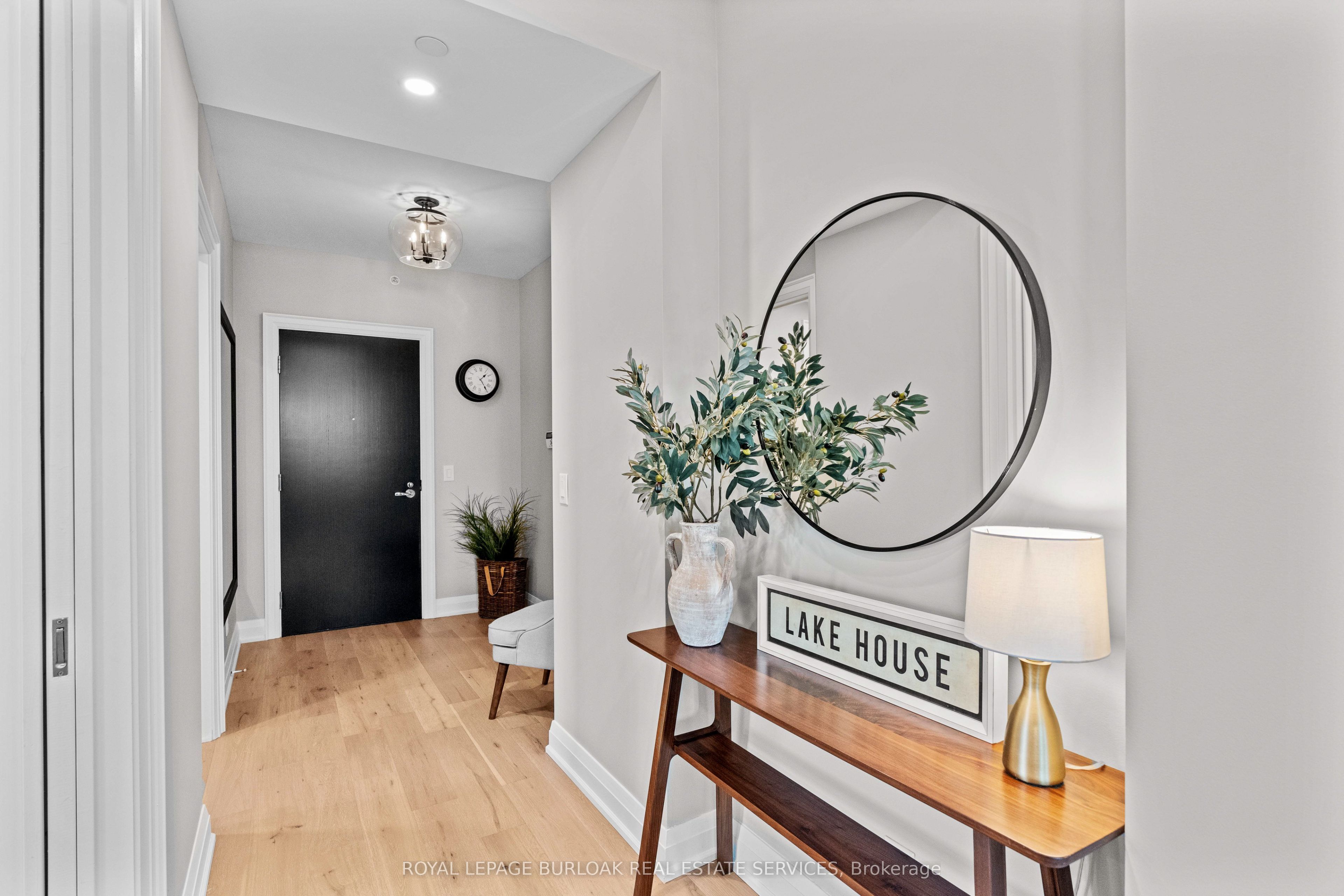 11 Bronte Road 409, Oakville, ON L6L 0E1 photo 4