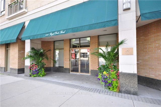 935 Royal York Road 305, Toronto, ON M8Y 4H1