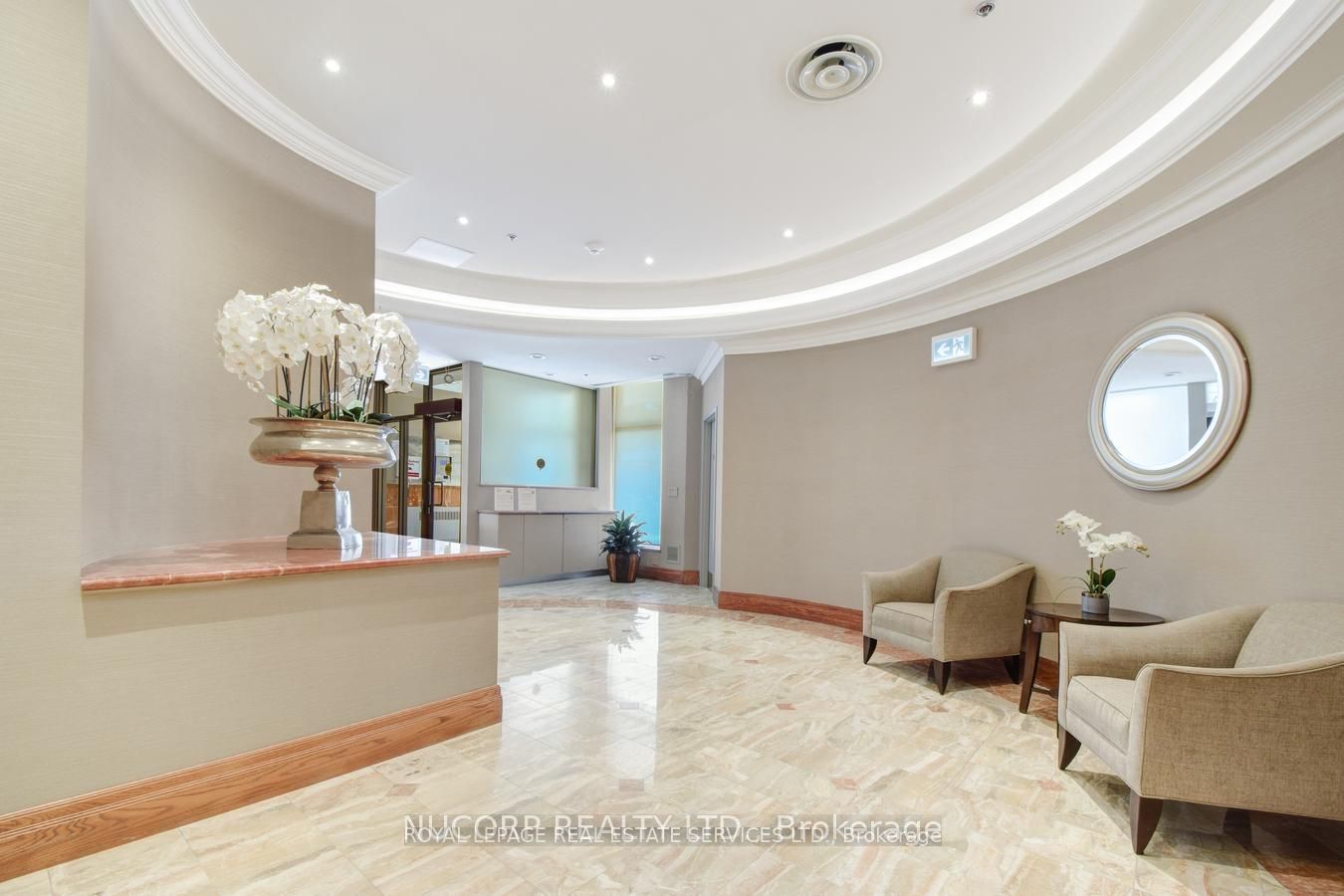 935 Royal York Road 305, Toronto, ON M8Y 4H1 photo 2