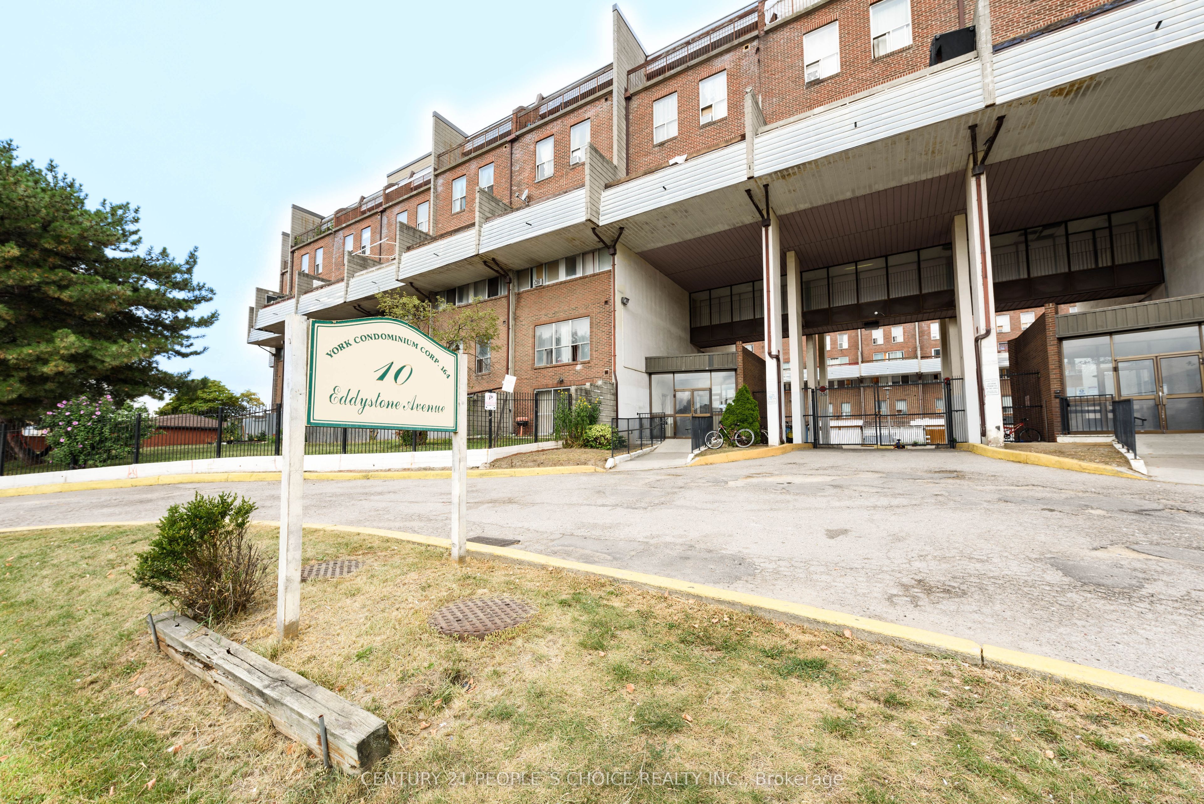10 Eddystone Avenue 108, Toronto, ON M3N 2T2