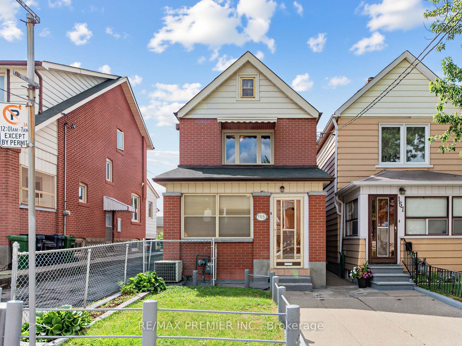 155 Ascot Avenue, Toronto, ON M6E 1G5 photo 2