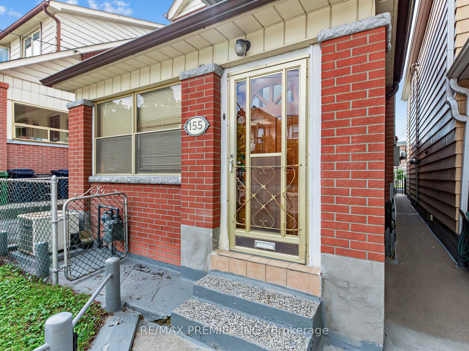 155 Ascot Avenue, Toronto, ON M6E 1G5 photo 3