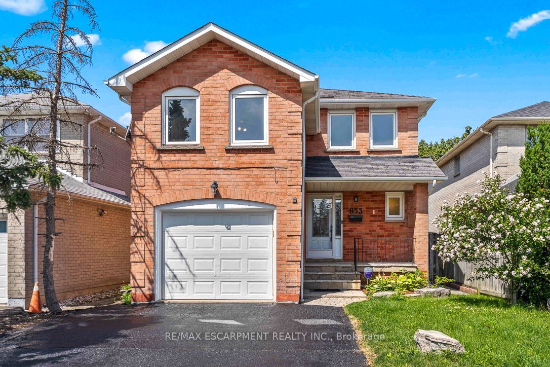 853 Apple Gate Court, Mississauga, ON L5C 4L8 photo 5