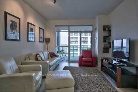 16 Brookers Lane 806, Toronto, ON M8V 0A5 photo 3