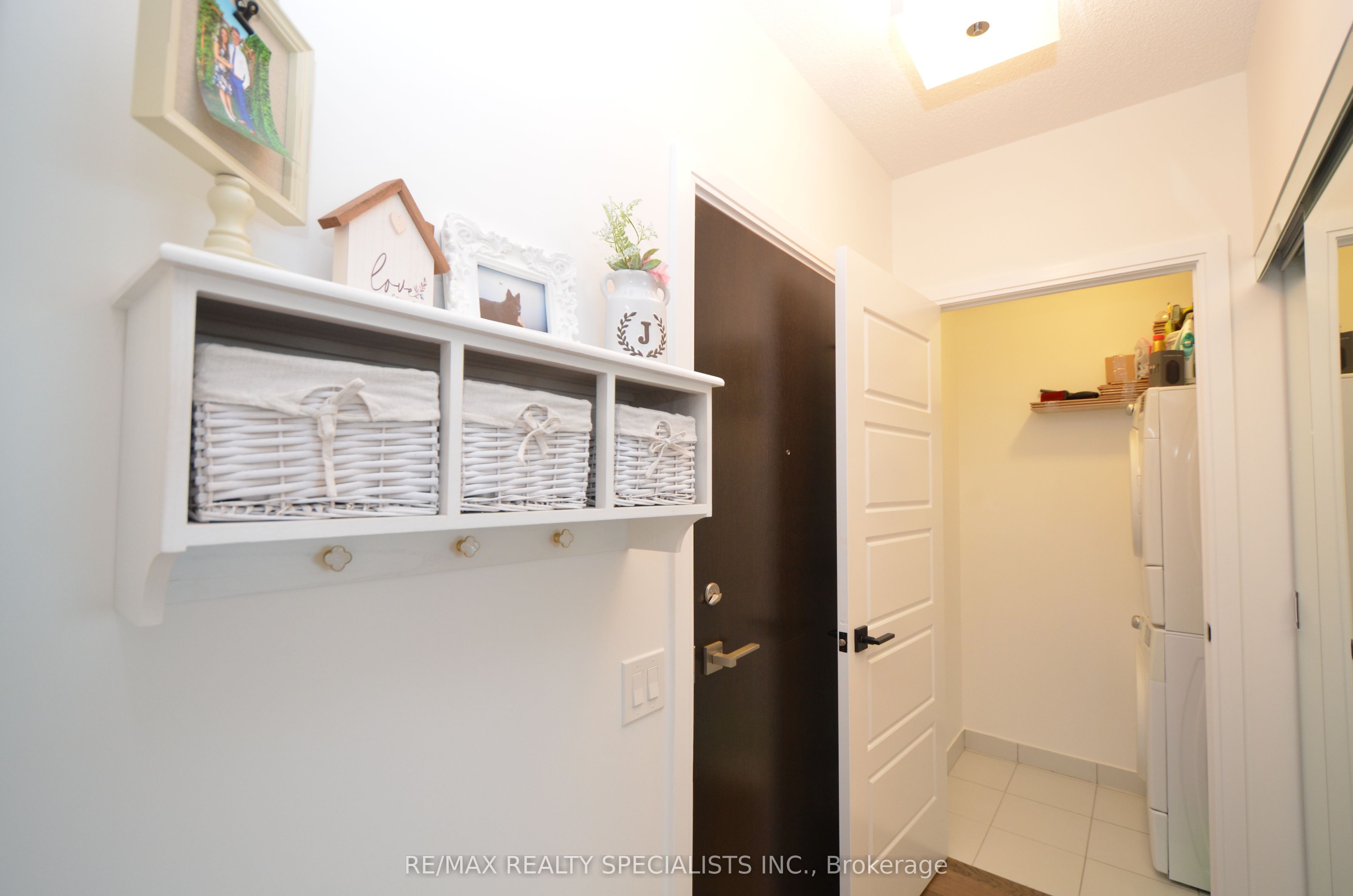 15 Viking Lane 3310, Toronto, ON M9B 0A4 photo 3