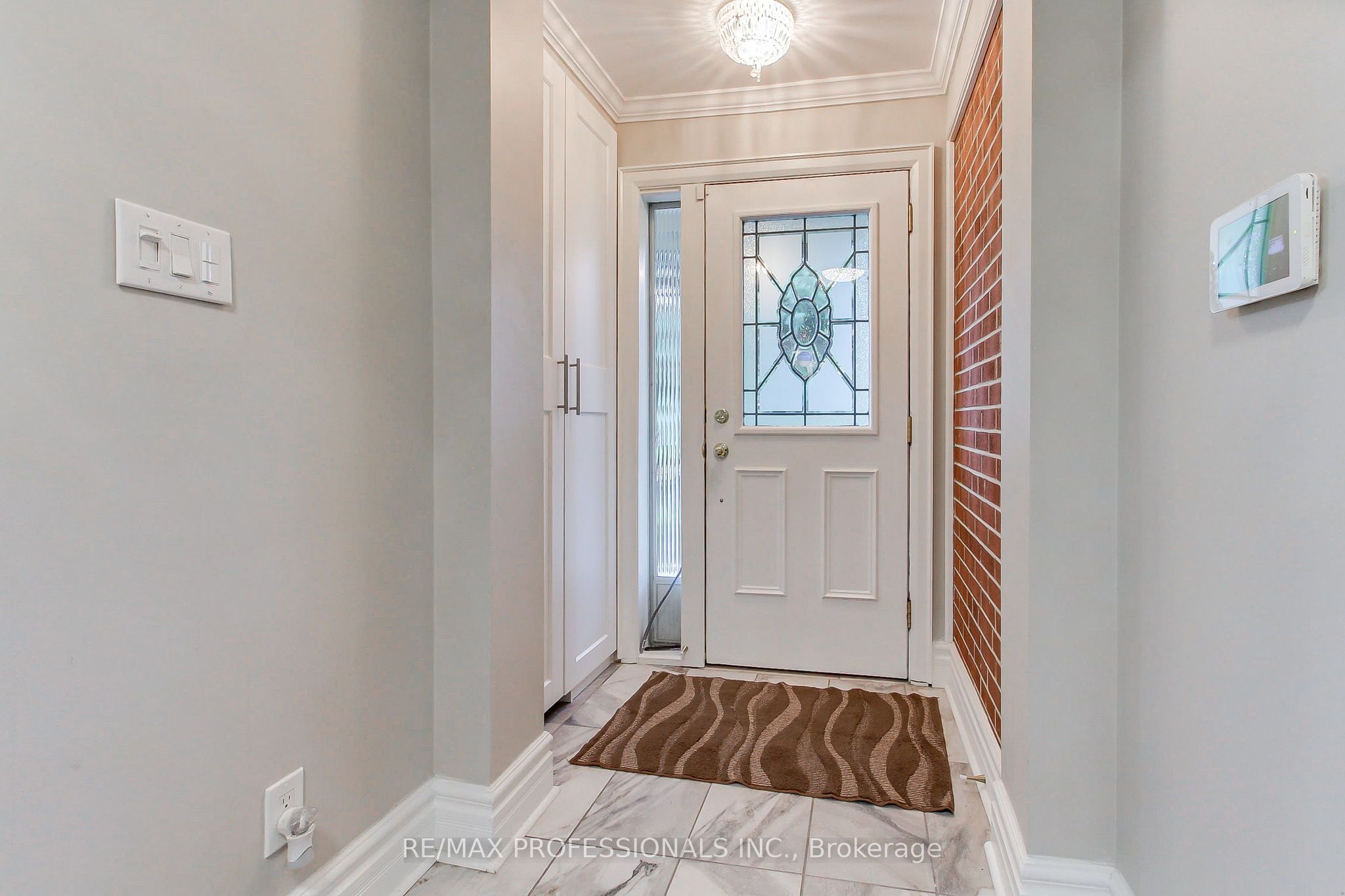 40 Cowley Avenue, Toronto, ON M9B 2E3 photo 5