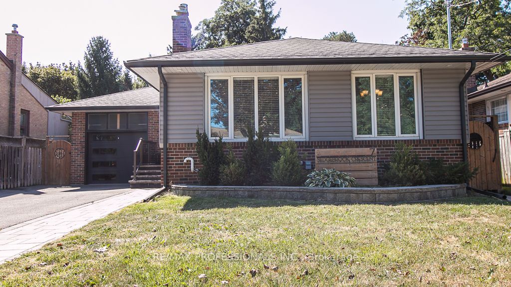 7 Sedgebrook Crescent MAIN, Toronto, ON M9B 2X2 photo 3