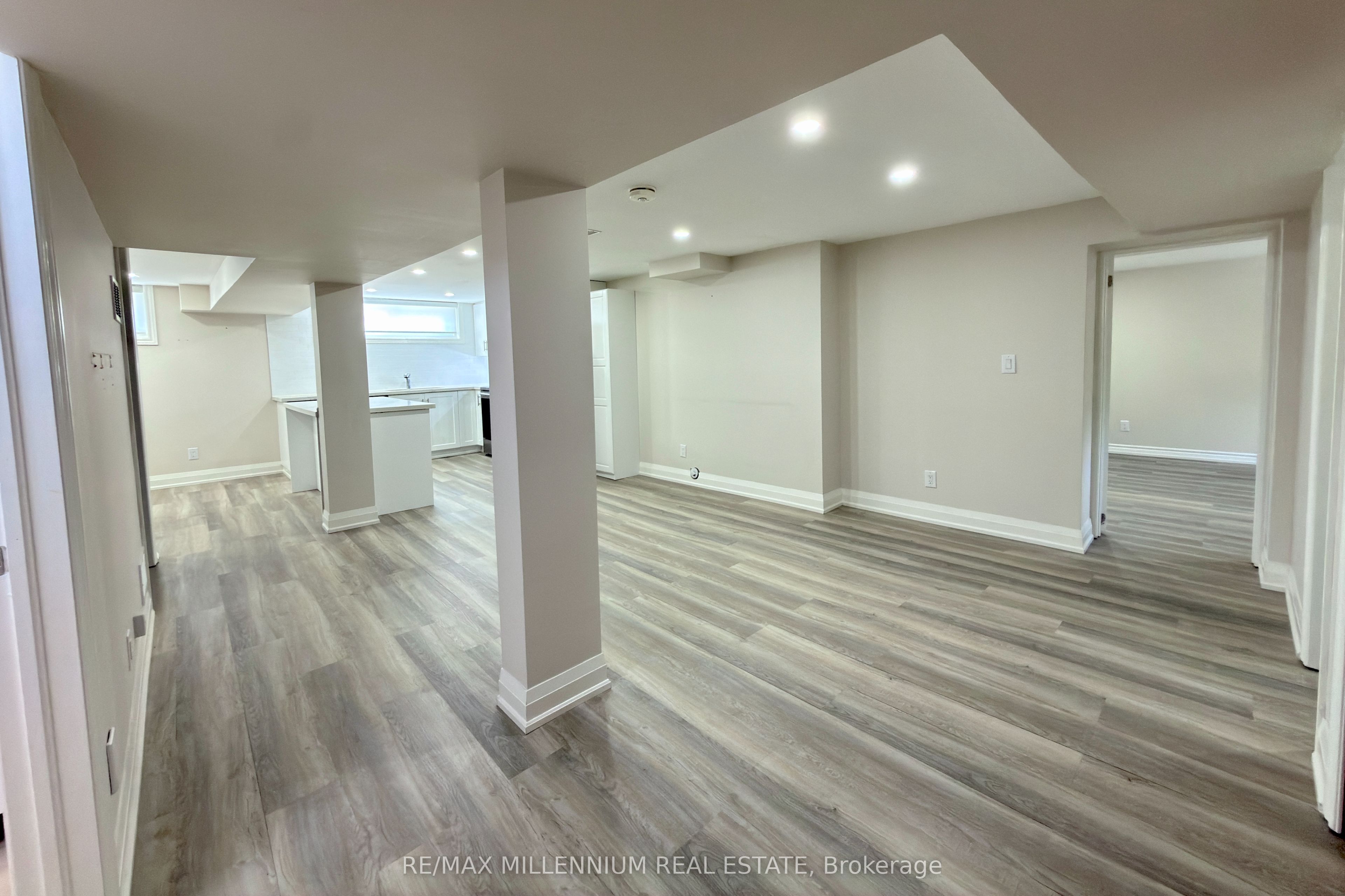 72 Hadrian Avenue, Toronto, ON M9W 1V4 photo 3