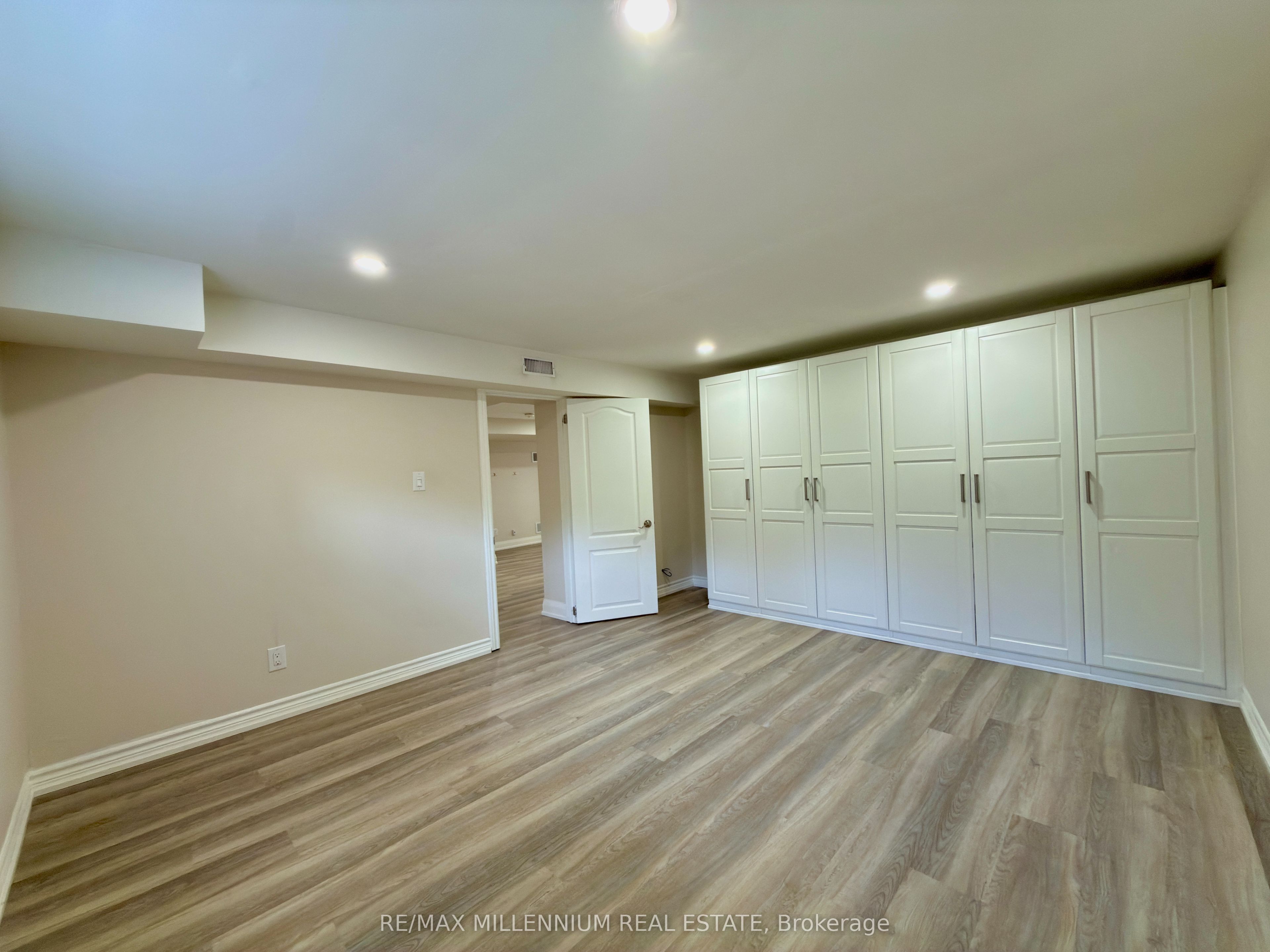 72 Hadrian Avenue, Toronto, ON M9W 1V4 photo 5