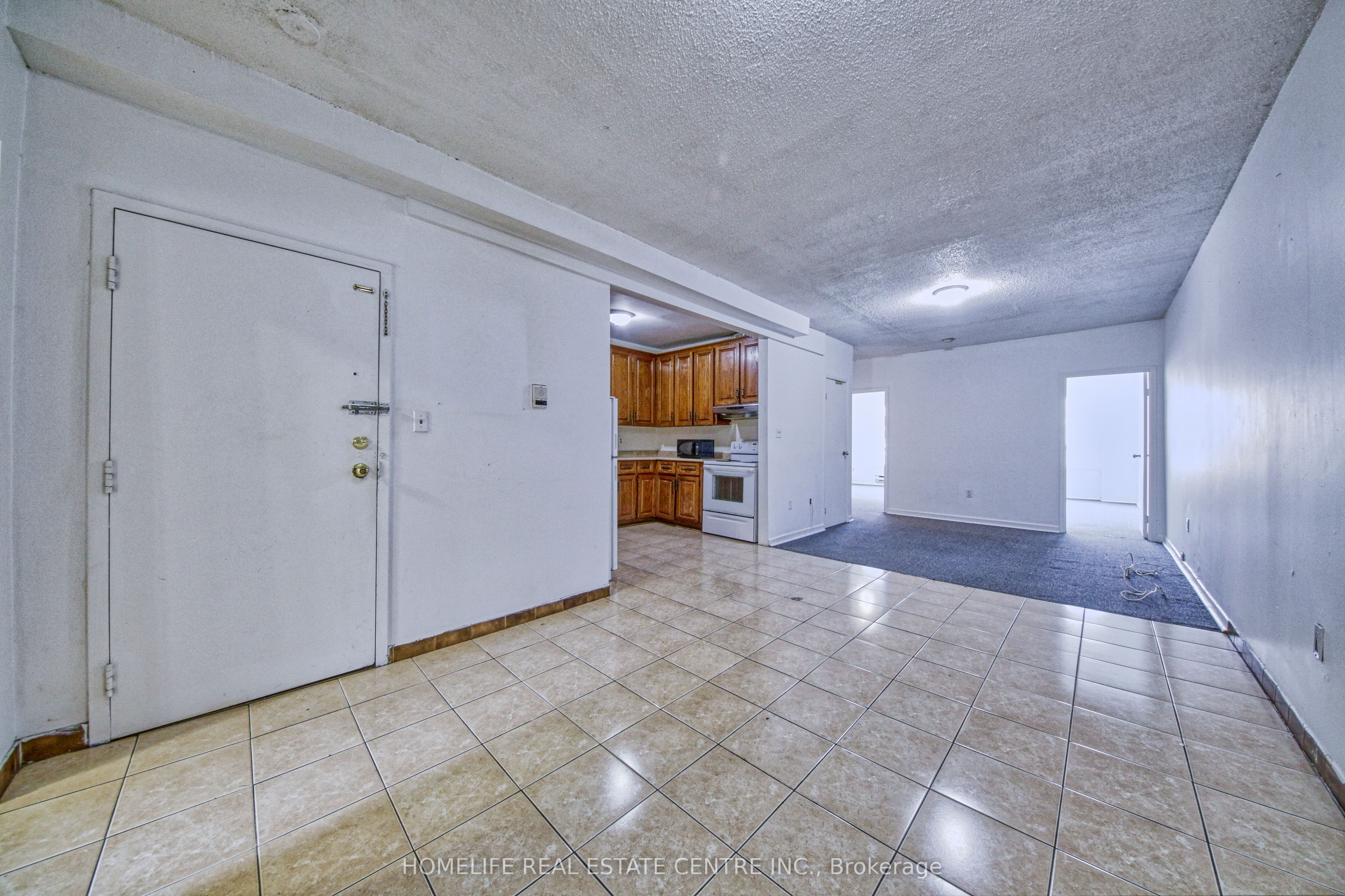 223 Jameson Avenue 203, Toronto, ON M6K 2Y7 photo 4