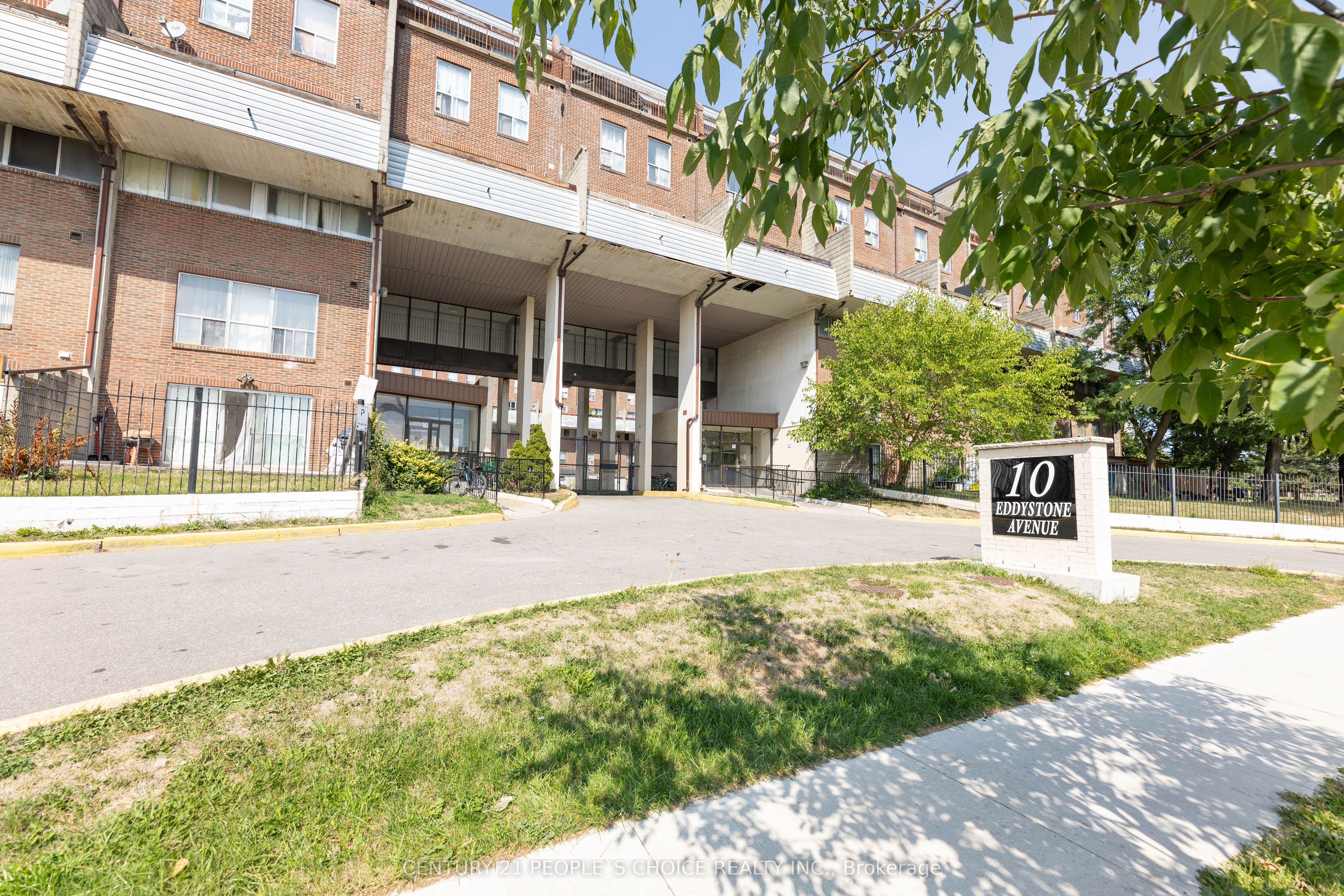 10 Eddystone Avenue 116, Toronto, ON M3N 2T2