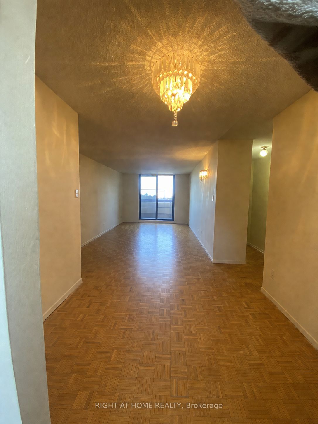 4673 Jane Street 811, Toronto, ON M3N 2L1 photo 3