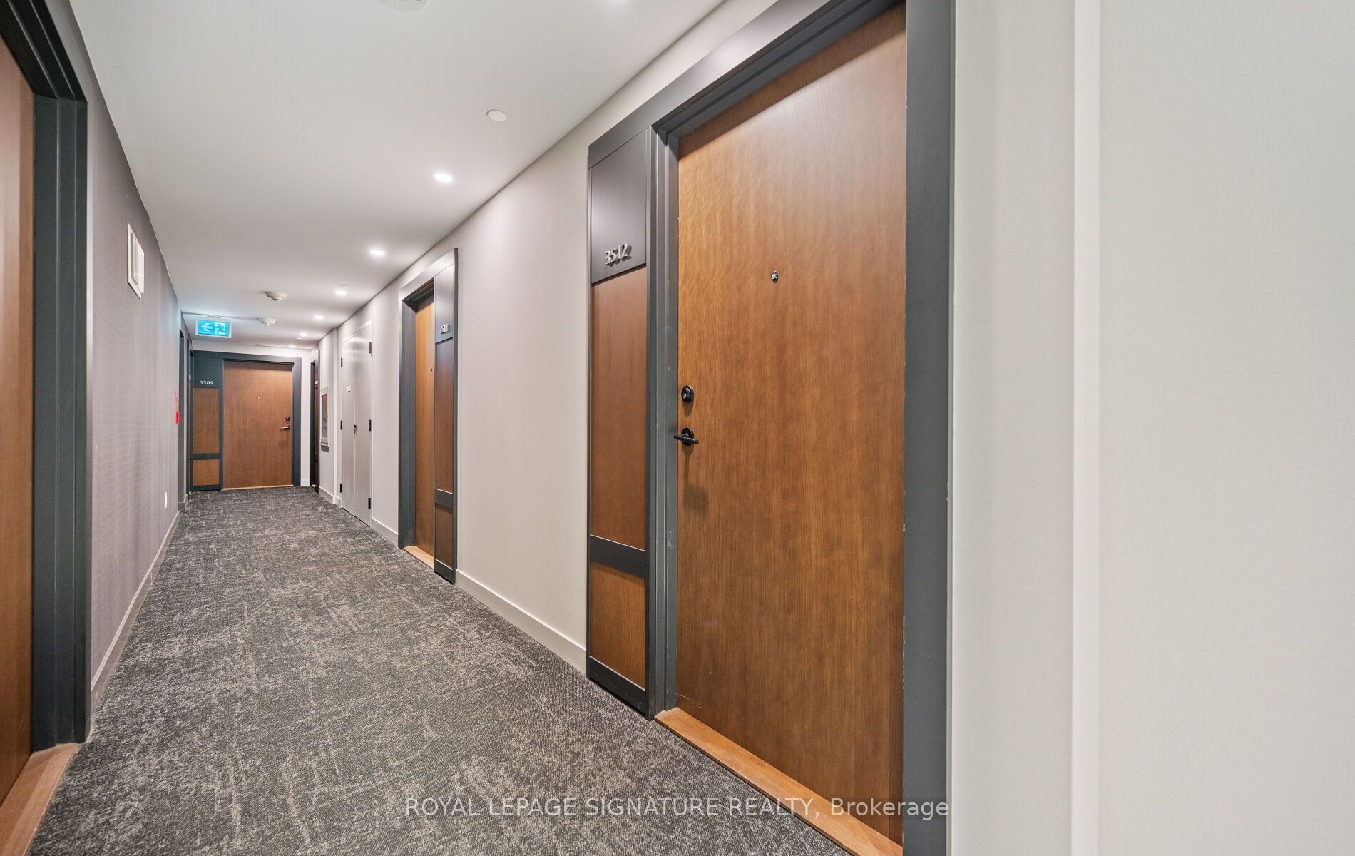 4065 Confederation Parkway 3512, Mississauga, ON L5B 0L4 photo 4