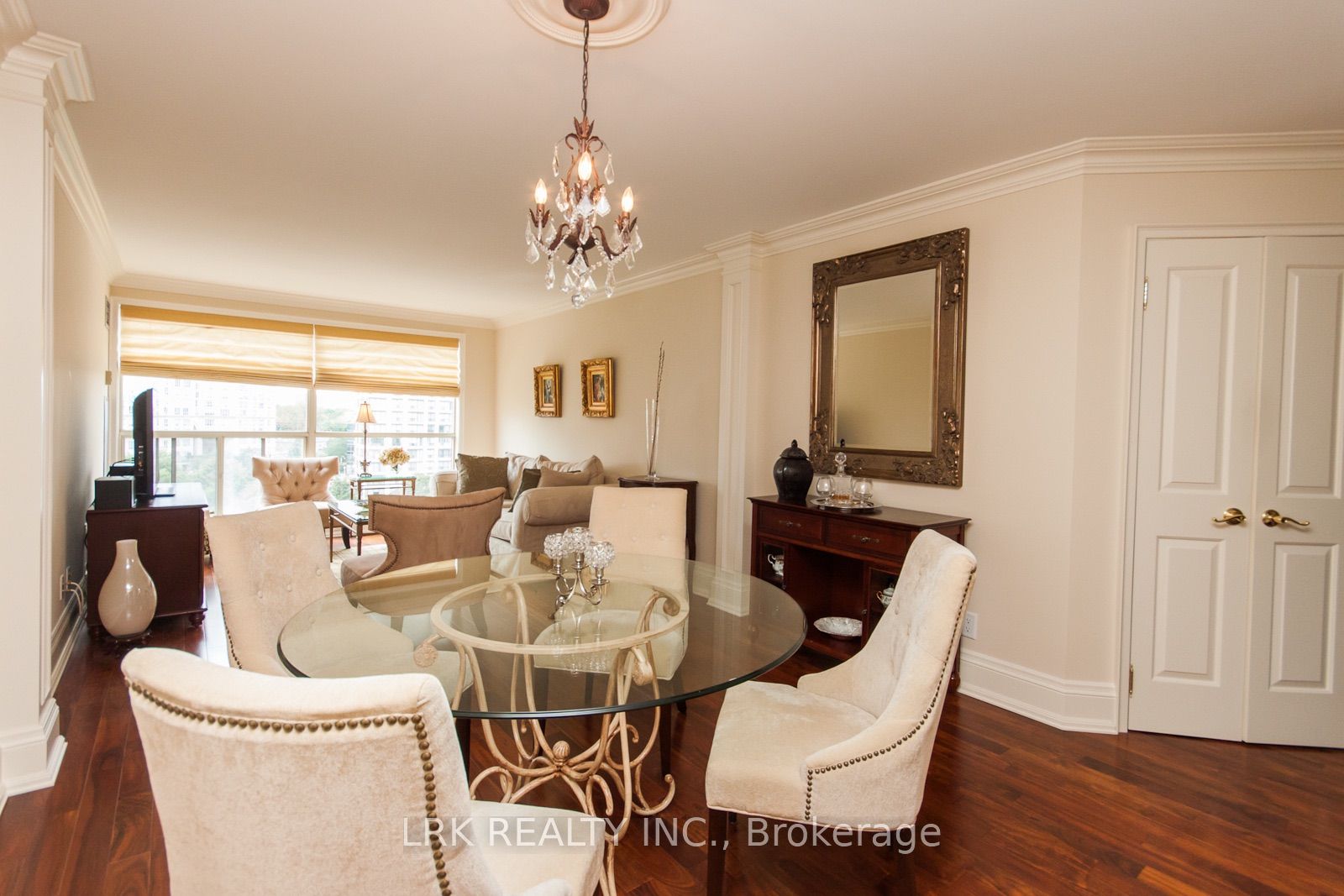 2261 Lakeshore Boulevard W 818, Toronto, ON M8V 3X1 photo 5