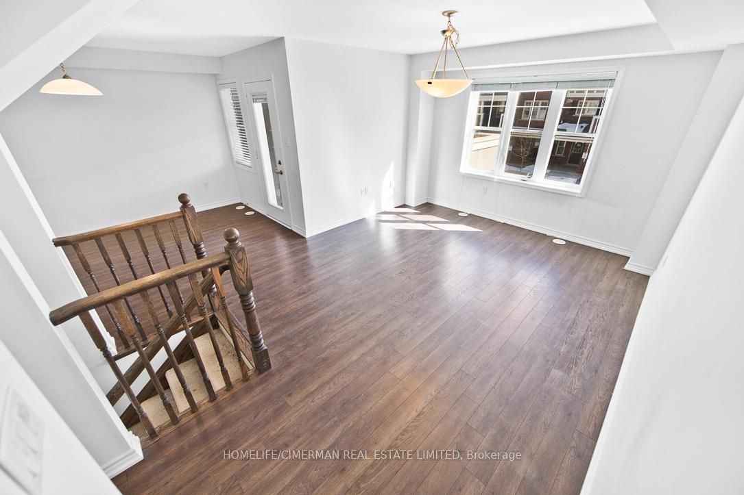 552 Buckeye Court, Milton, ON L9E 1M2 photo 4