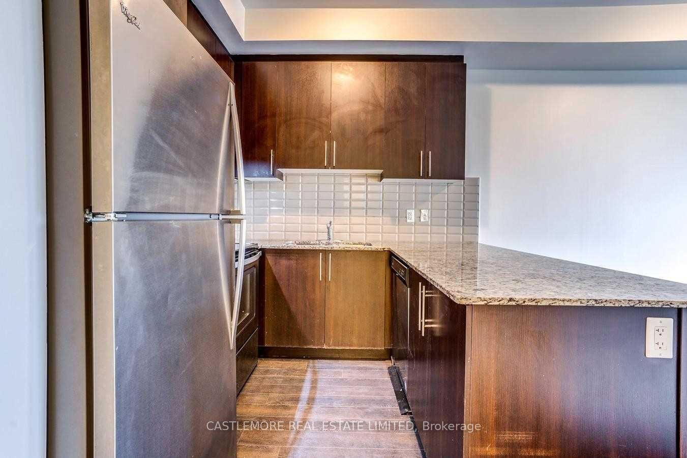 55 Yorkland Boulevard 1007, Brampton, ON L7A 0A1 photo 4