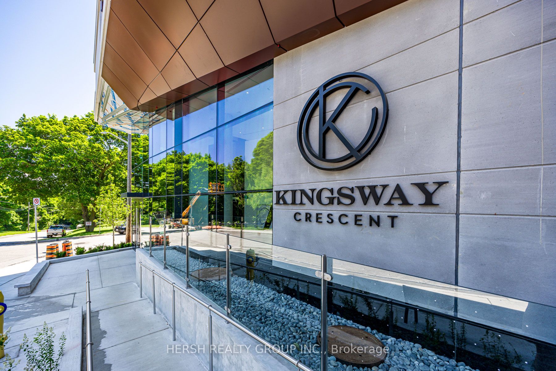 160 Kingsway Crescent 508, Toronto, ON M8X 0B5 photo 2
