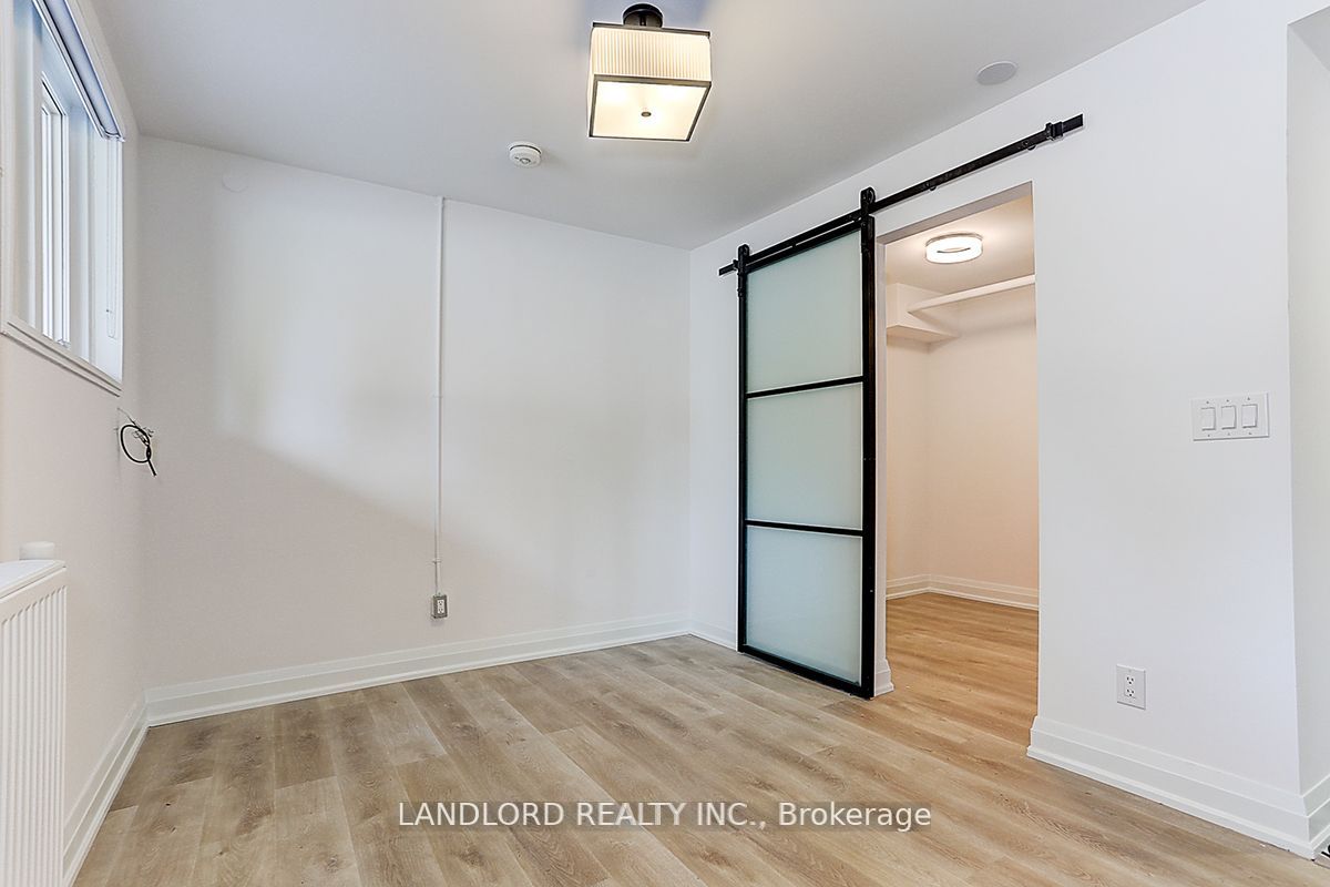 2520 Bloor Street W 23, Toronto, ON M6S 1R8 photo 4