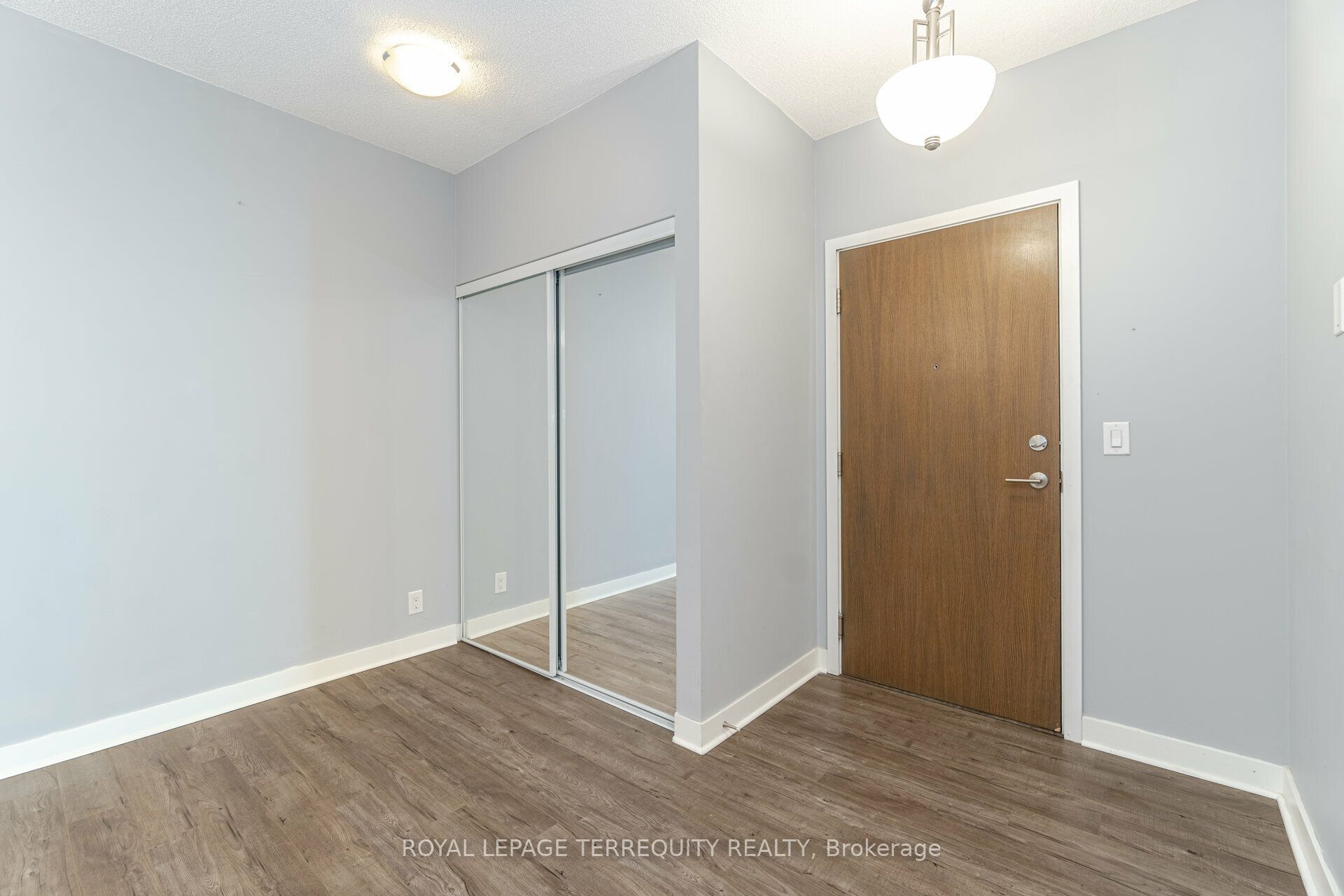 3985 Grand Park Drive 508, Mississauga, ON L5B 0H8 photo 5