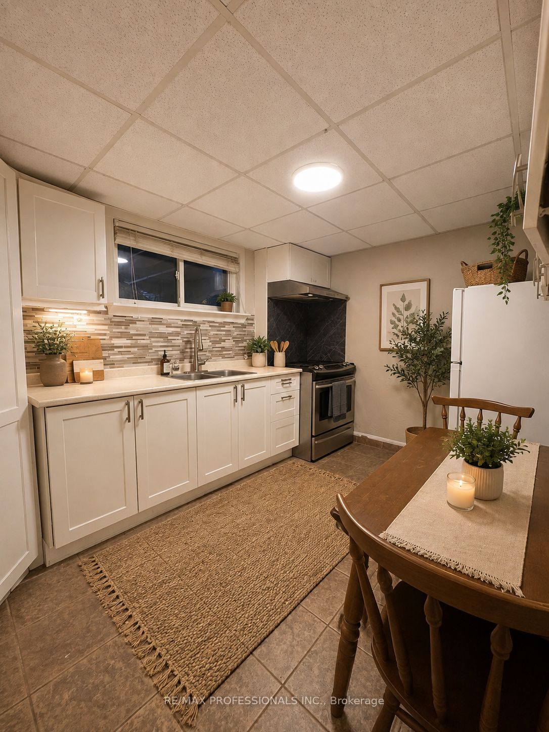 30 Woodbury Road Basement, Toronto, ON M8W 1X6 photo 3
