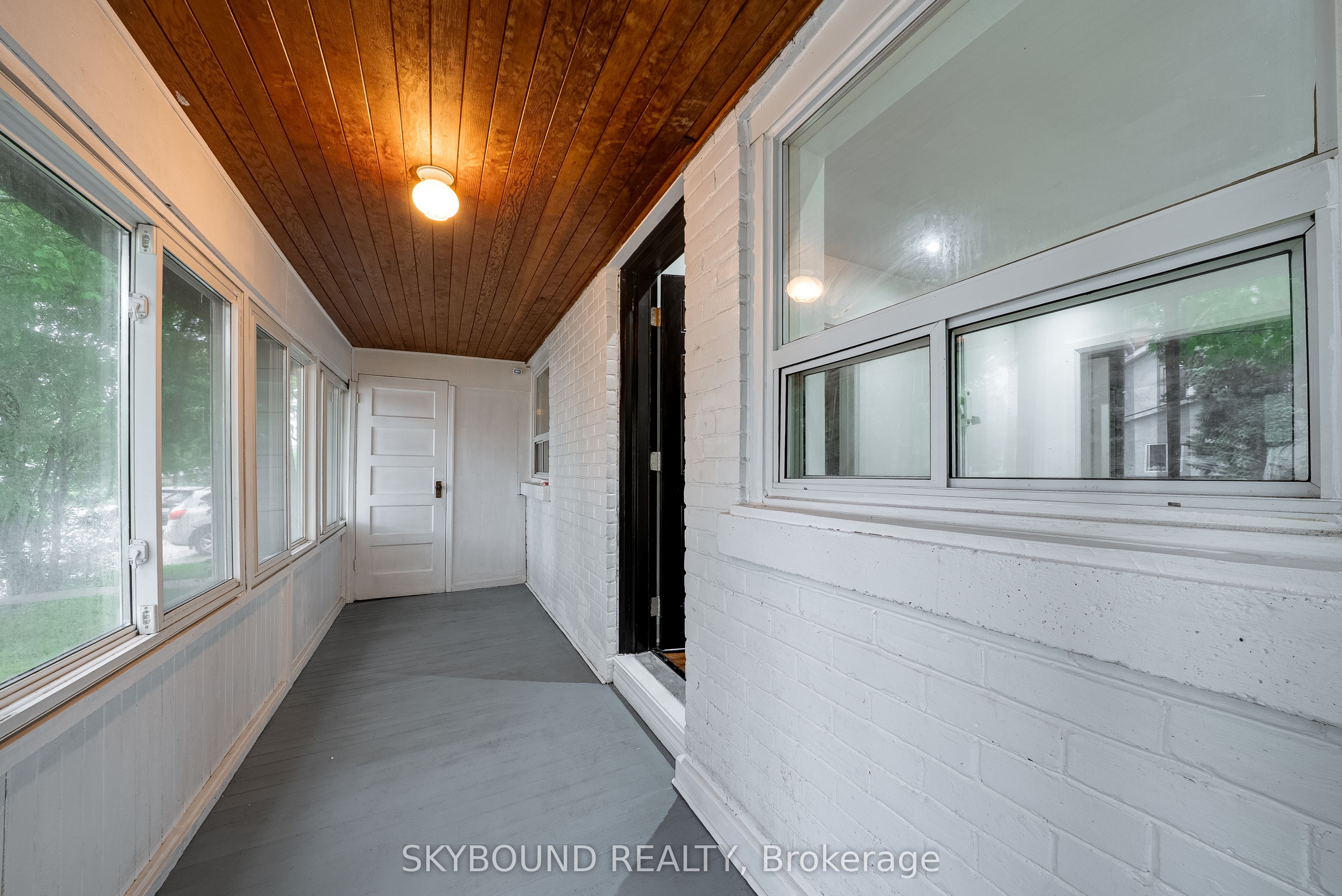 43 Craydon Avenue, Toronto, ON M6M 2C8 photo 4