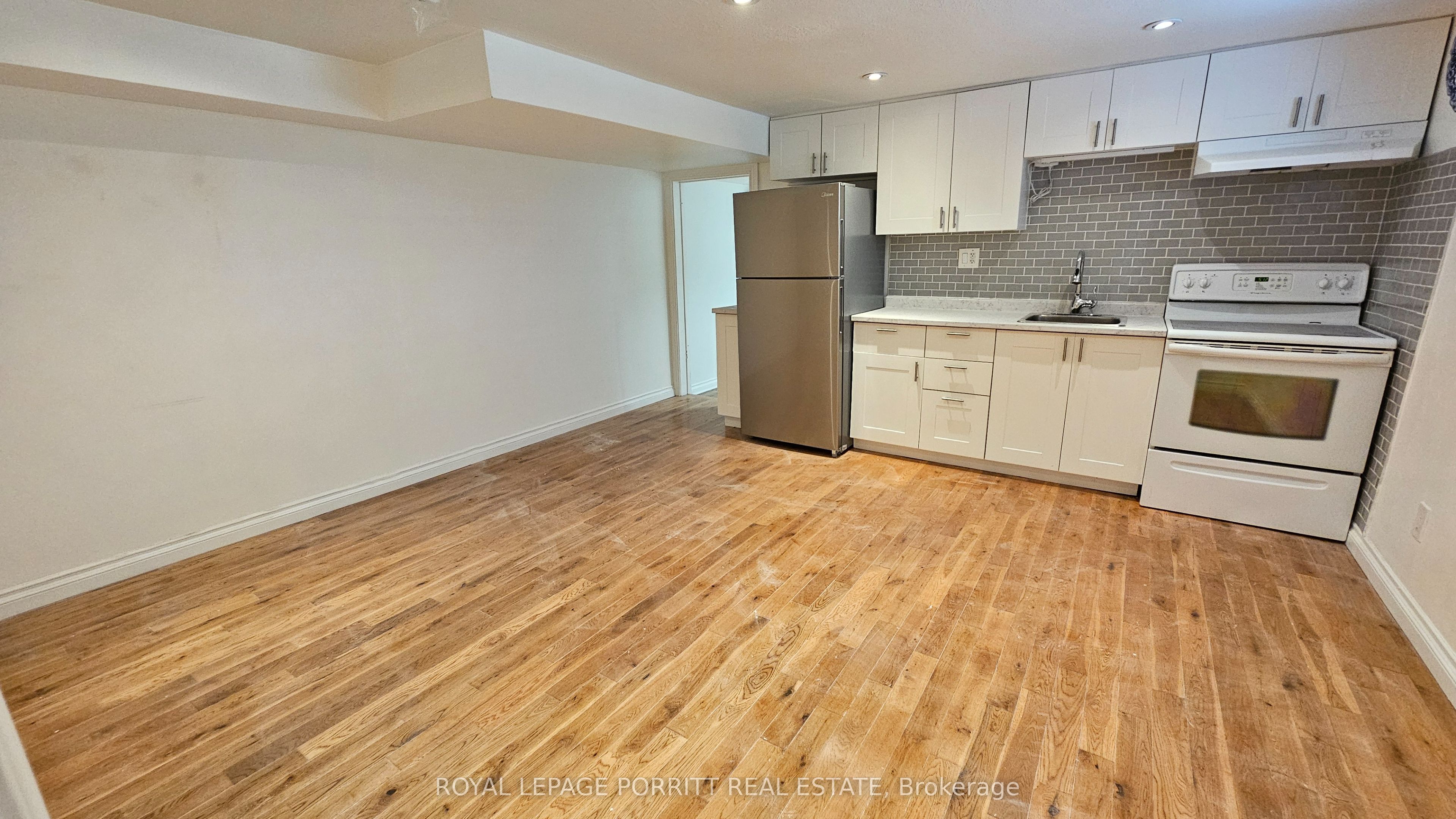 273 Delta Street B, Toronto, ON M8W 4G1 photo 2