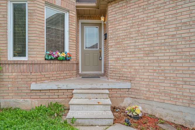3242 Tortola Court, Mississauga, ON L5N 7C4 photo 5