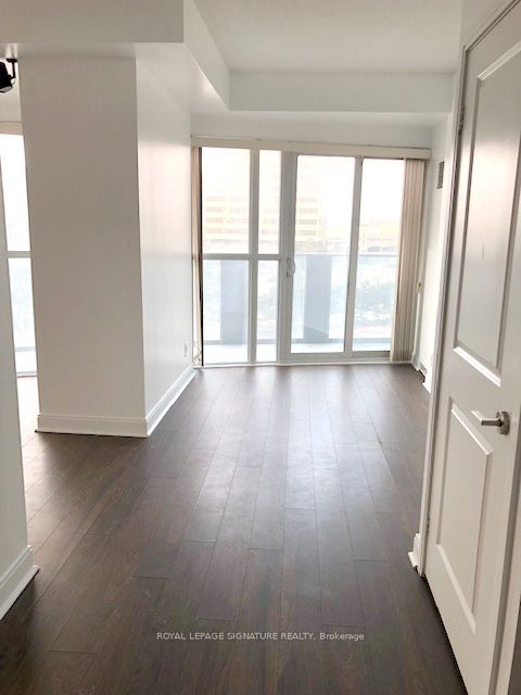 60 Absolute Avenue 604, Mississauga, ON L4Z 0A9 photo 3