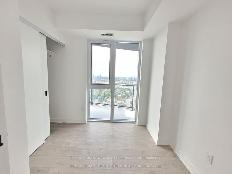 36 Zorra Street 3204, Toronto, ON M8Z 1R7 photo 5