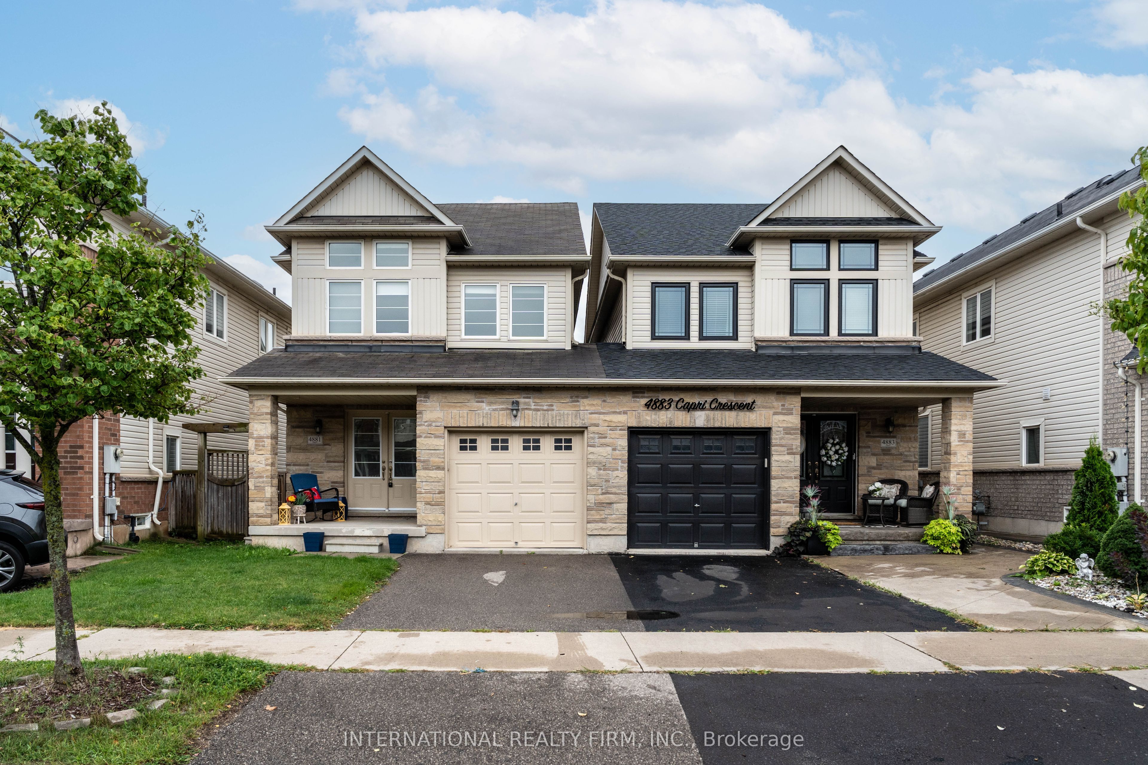 4881 CAPRI Crescent, Burlington, ON L7M 0H8 photo 5