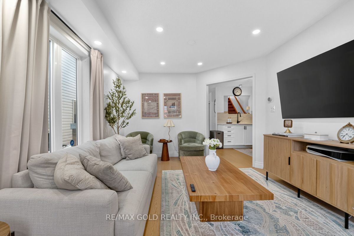 1110 DAVIS Lane, Milton, ON L9T 5P9 photo 4