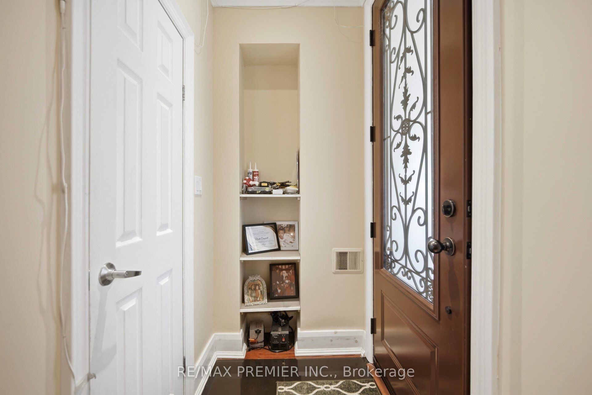 277 Old Weston Road, Toronto, ON M6N 3A7 photo 3