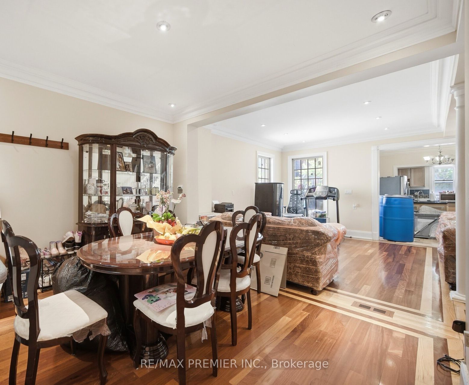 277 Old Weston Road, Toronto, ON M6N 3A7 photo 5