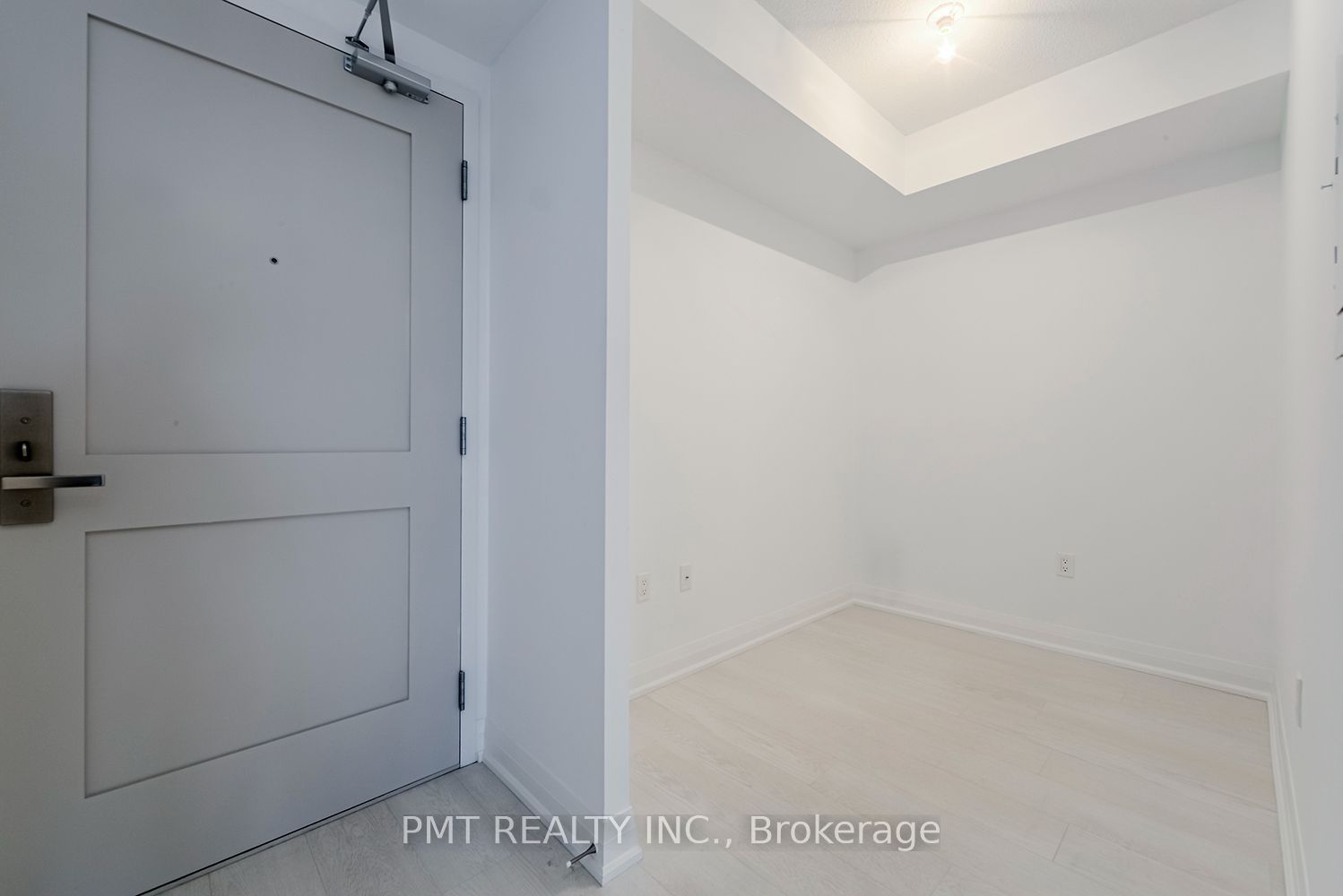 10 Gibbs Road 614, Toronto, ON M9B 0E2 photo 2