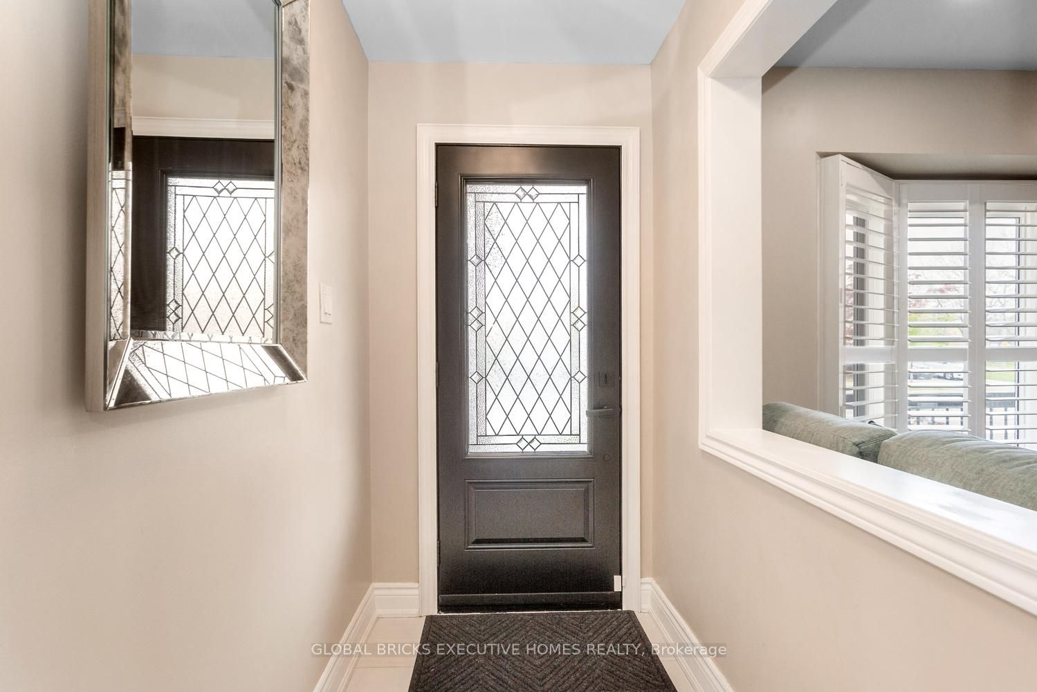 5952 Grossbeak Drive, Mississauga, ON L5N 6B3 photo 5