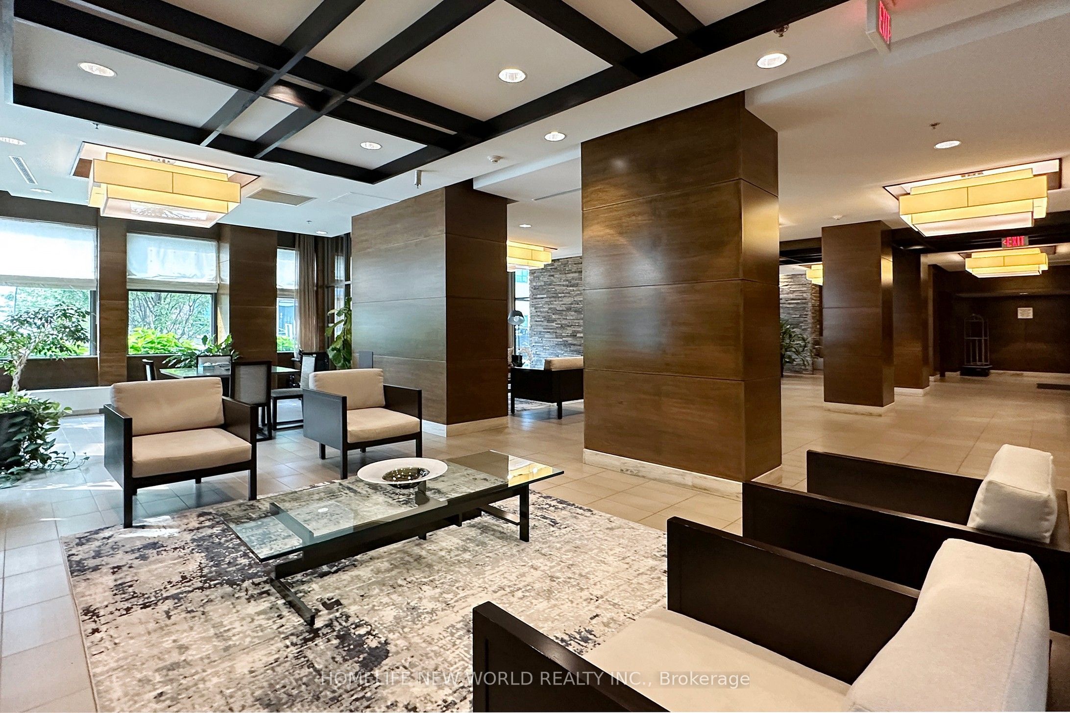 1 Hurontario Street 506, Mississauga, ON L5G 0A3 photo 3