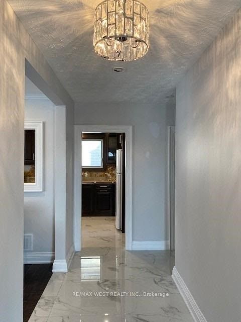 43 Playfair Avenue, Toronto, ON M6B 2P7 photo 2