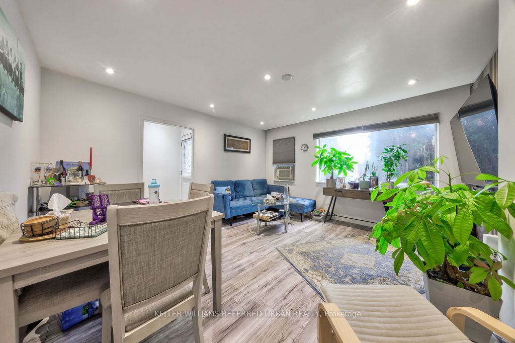 13 Teston Boulevard, Toronto, ON M6N 4R9 photo 5