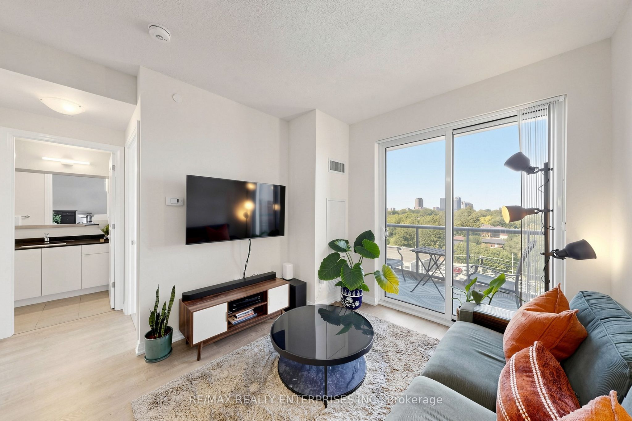 50 Thomas Riley Road 712, Toronto, ON M9B 0C3
