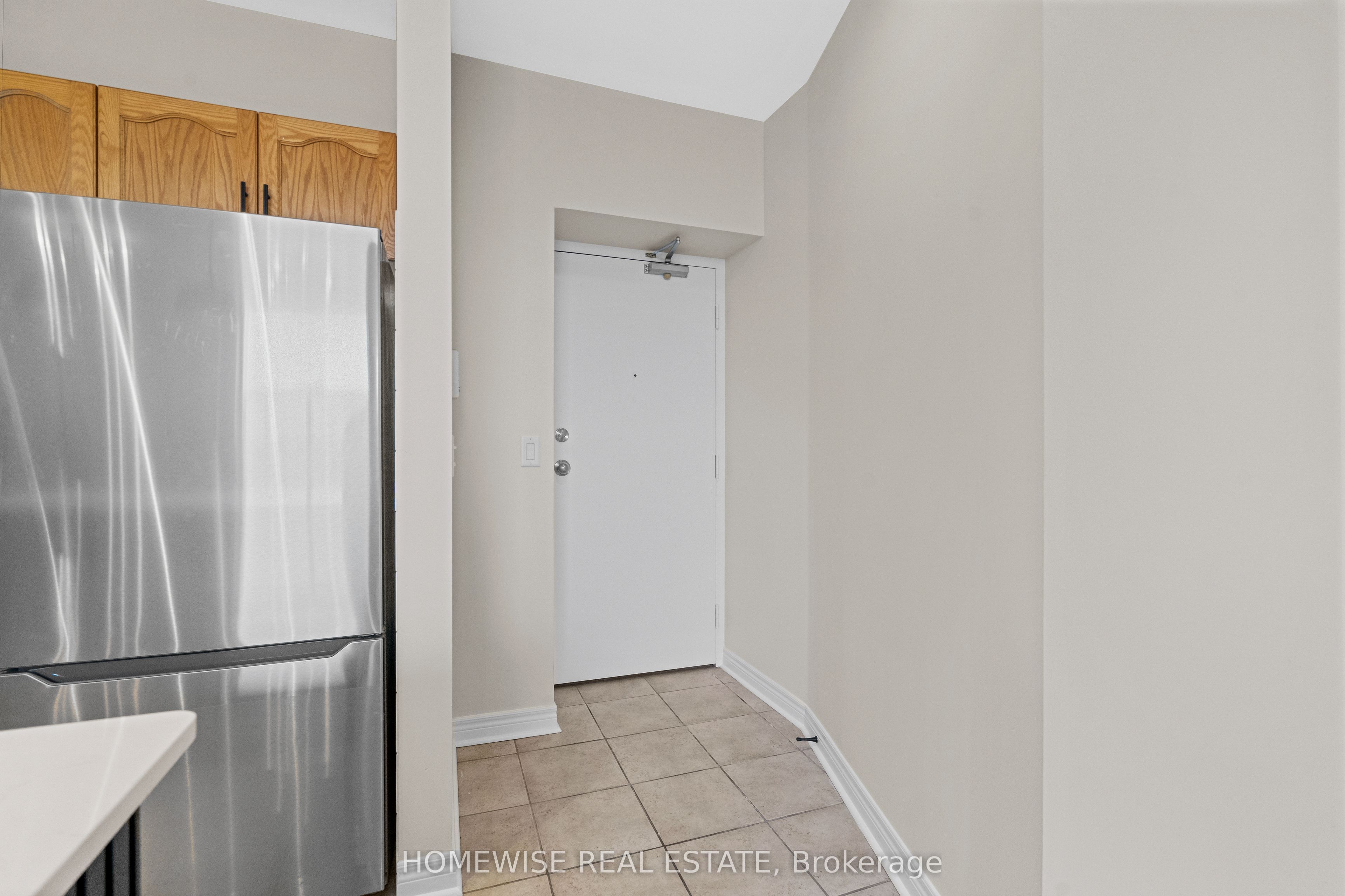 3635 Dundas Street W 1, Toronto, ON M6S 2T2 photo 4