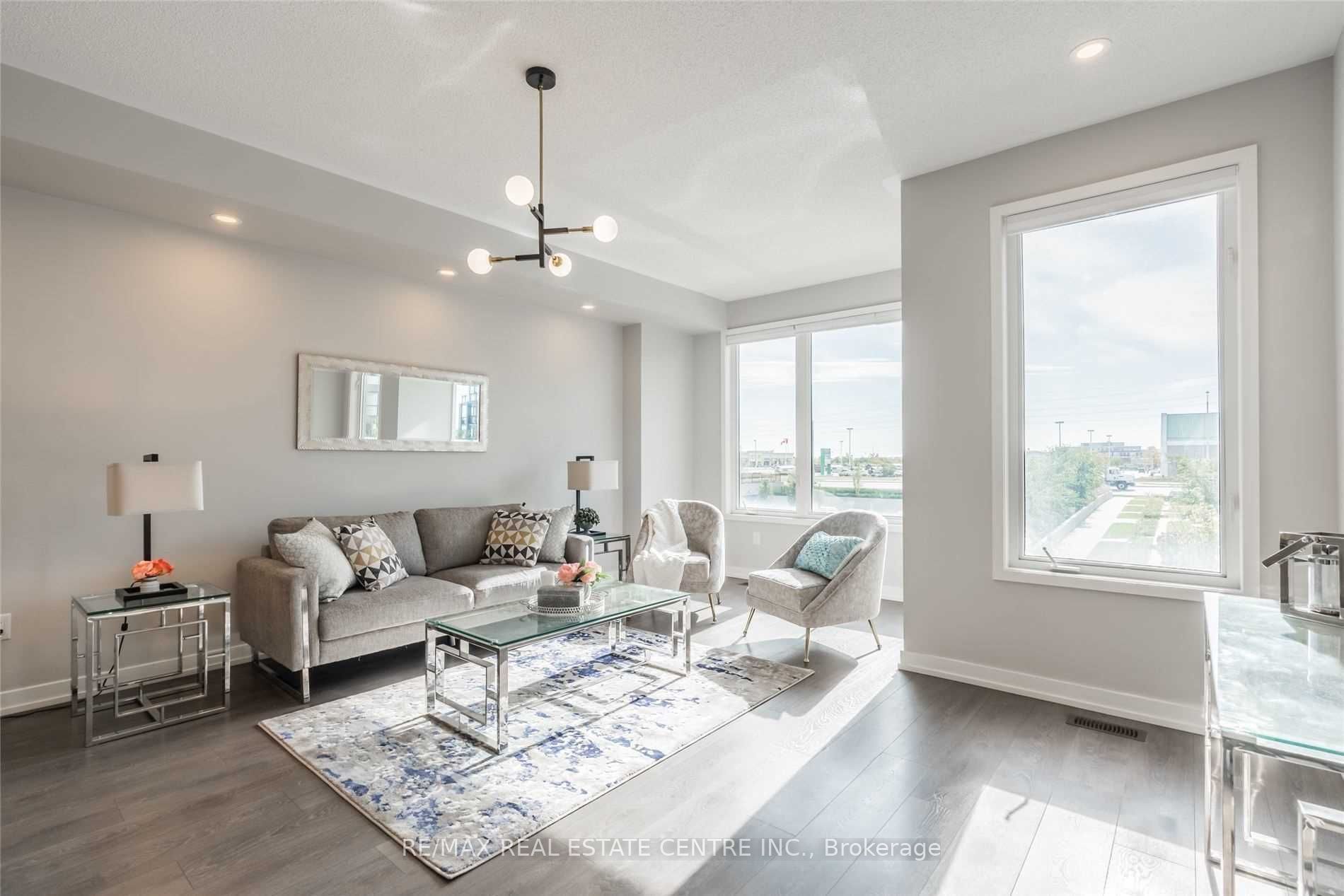 181 Sabina Drive, Oakville, ON L6H 0L4 photo 4