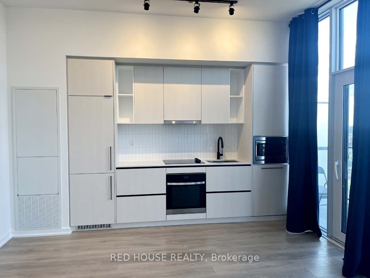 1285 Dupont Street 1207, Toronto, ON M6H 0E3 photo 2