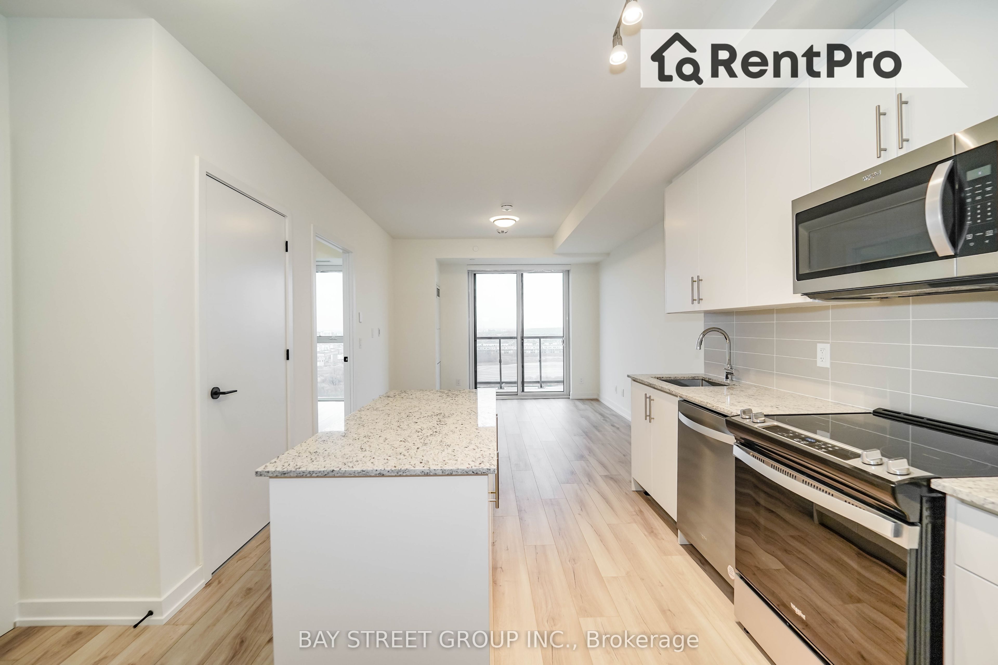 345 Wheat Boom Drive 1305, Oakville, ON L6H 7X4 photo 4