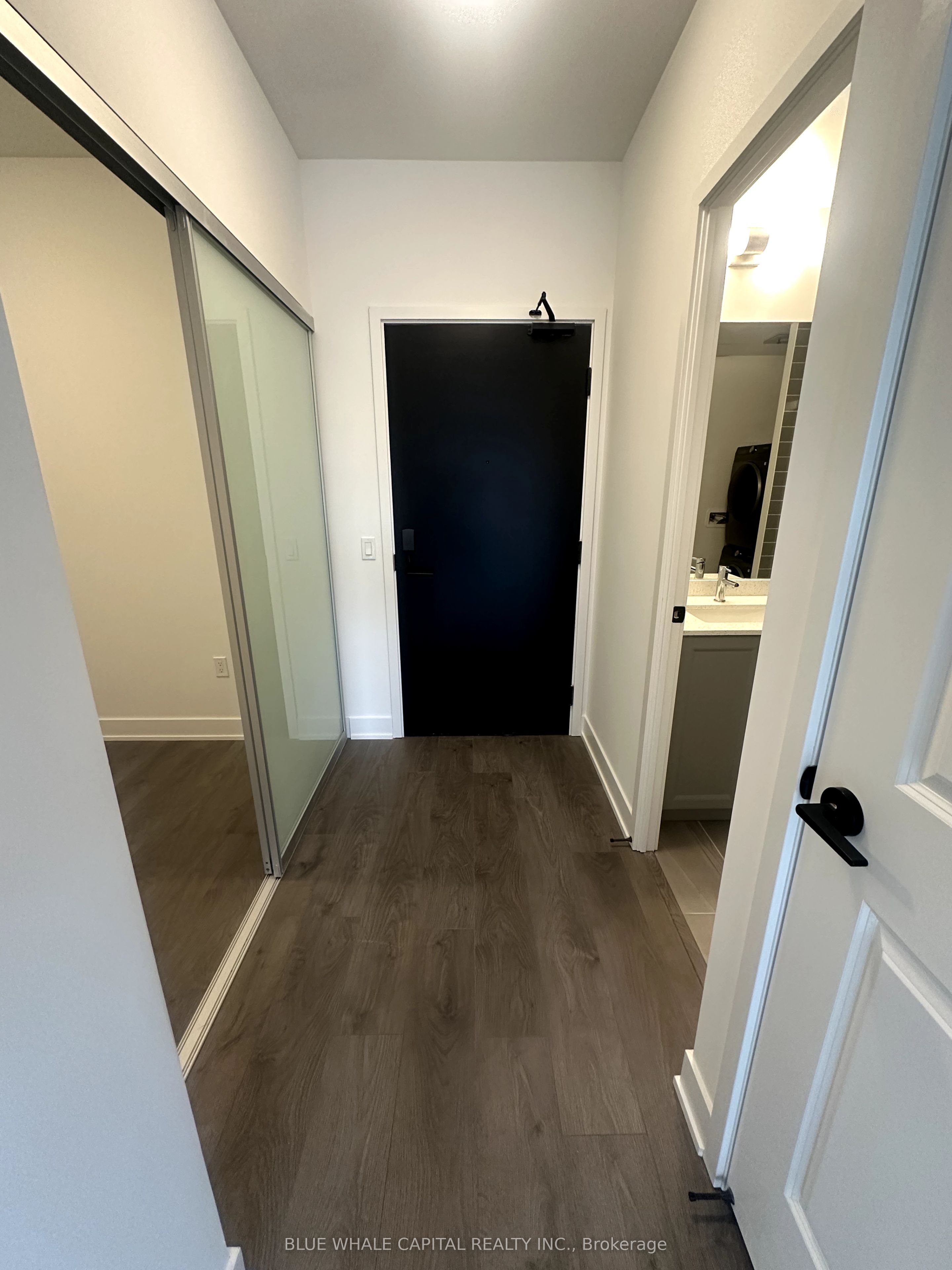 2333 Khalsa Gate 810, Oakville, ON L7M 0X7