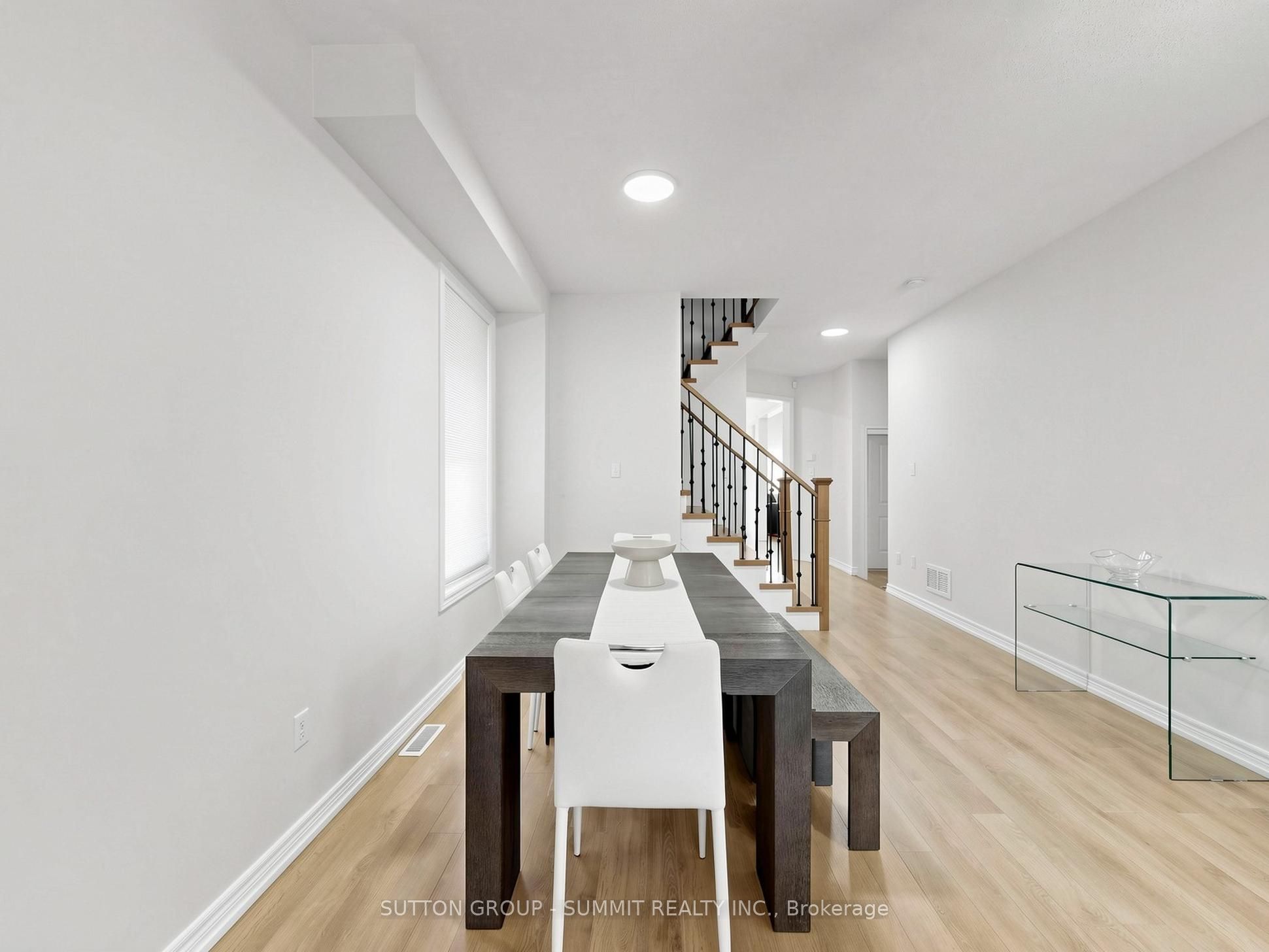 4880 W YORKSHIRE Avenue, Mississauga, ON L4Z 4H6 photo 4