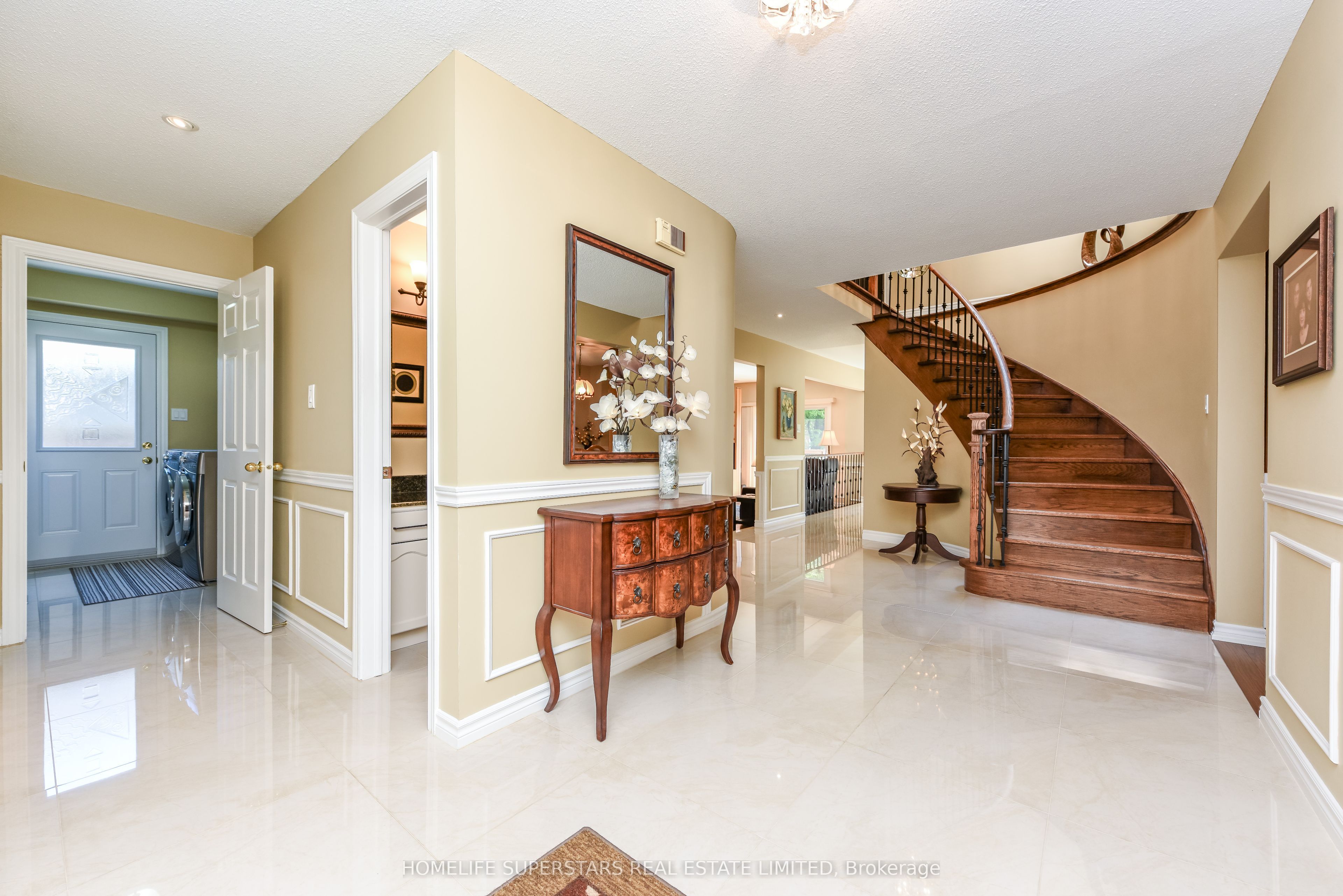 168 River Oaks Boulevard E, Oakville, ON L6H 5N7 photo 4