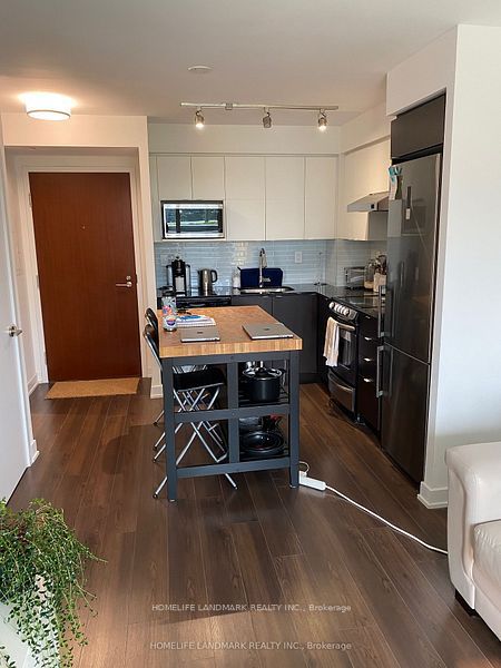 160 Flemington Road 321, Toronto, ON M6A 0A9 photo 5