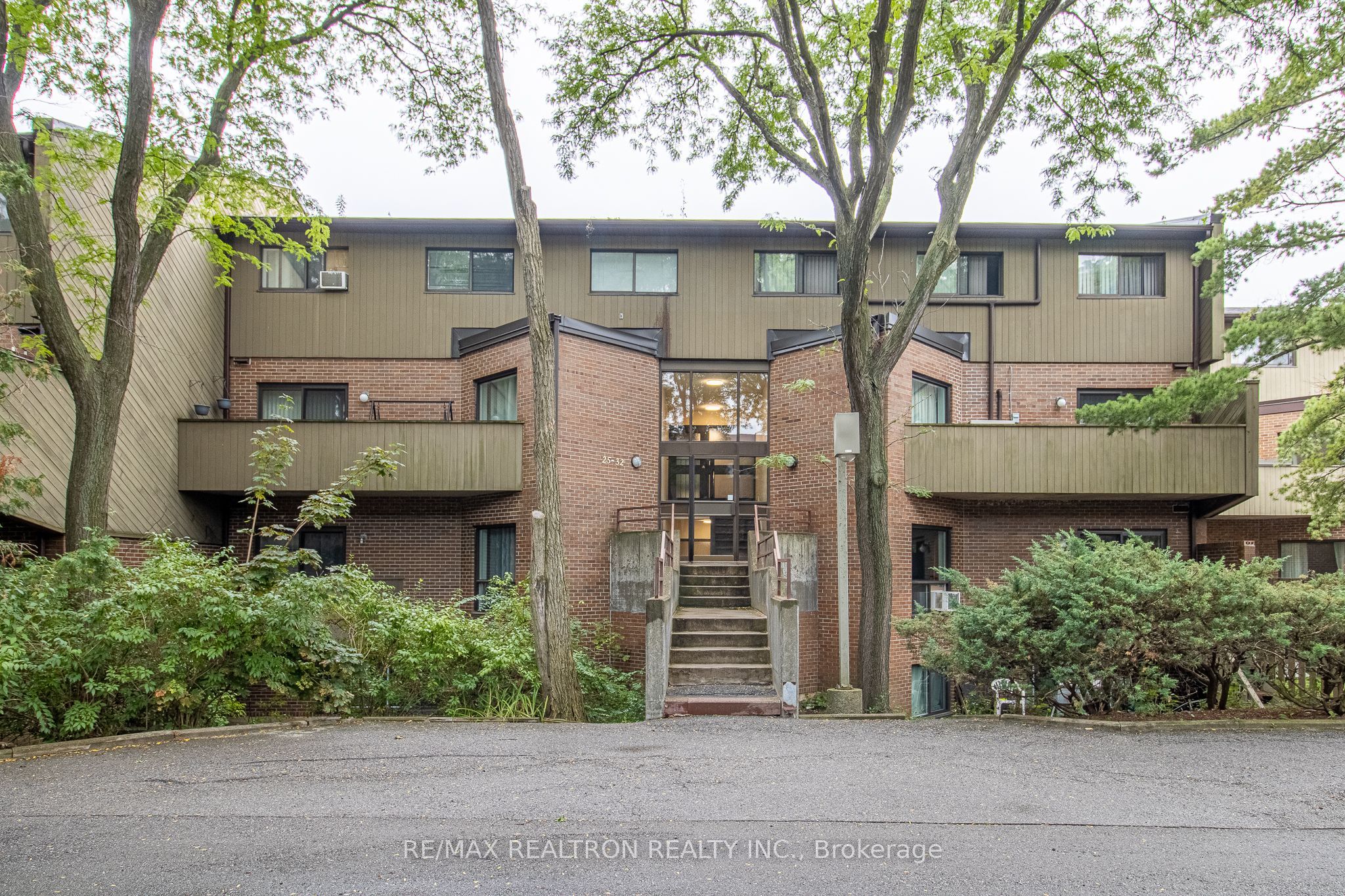 2035 South Millway Drive 32, Mississauga, ON L5L 1R7