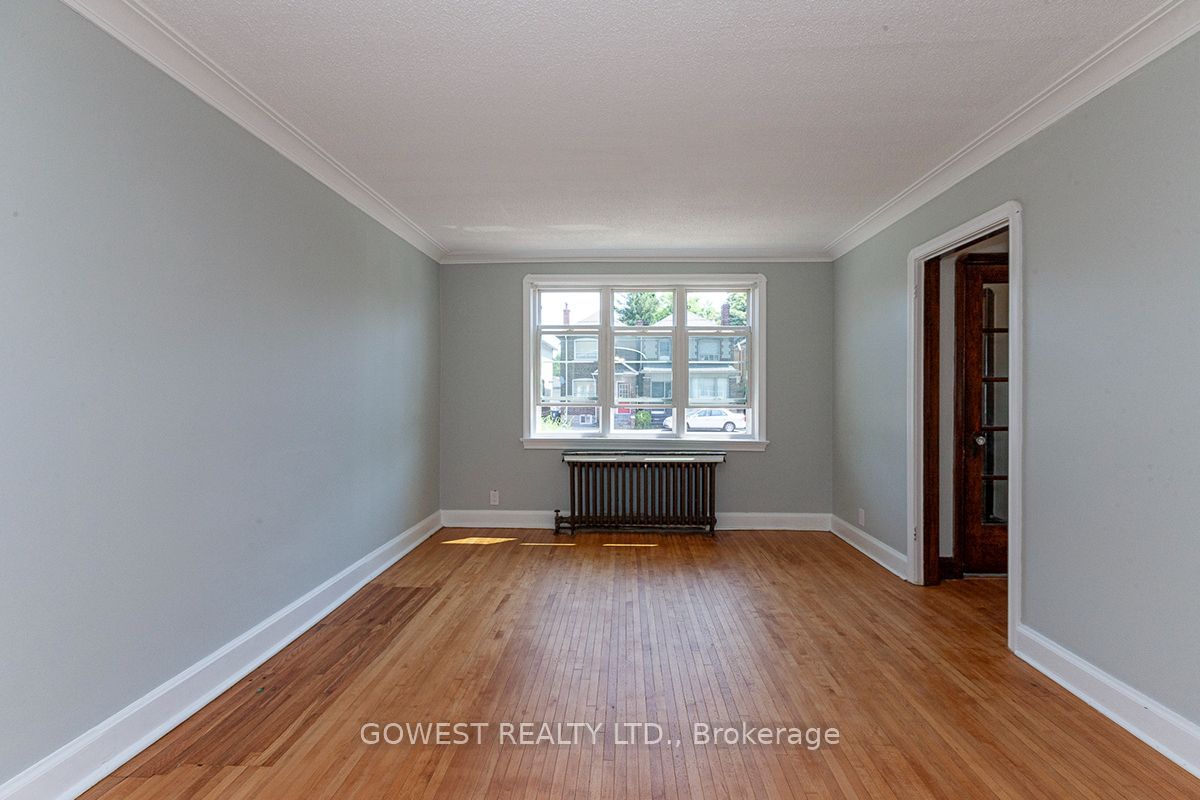 480 Jane Street 1, Toronto, ON M6S 4A2 photo 3